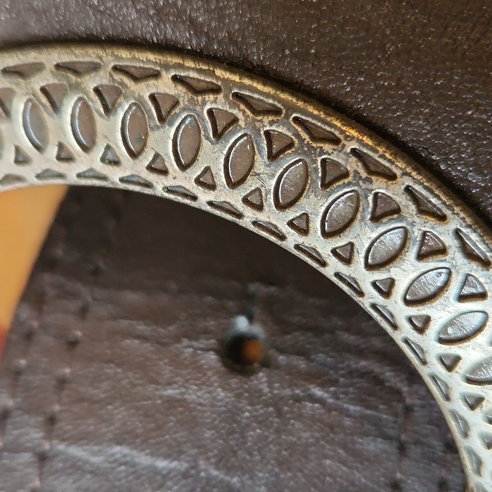 Chicos Silver Metal Wide Brown Belt 36"-39" - Picture 11 of 11